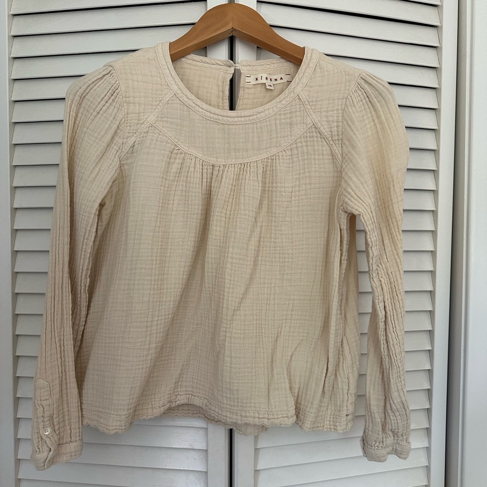 Xirena gauze top in XS